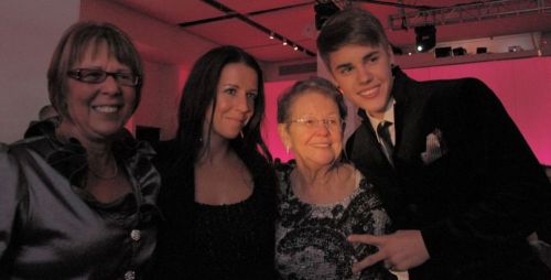 Media_http6mshcdncomw_lbden